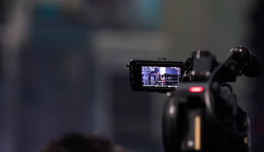 紧跟潮流！白银产品视频拍摄引领时尚新趋势